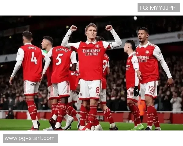 英超惊天冷门阿森纳狂胜尤文图斯6比2乌龙球引发全场狂欢 英超惊天冷门阿森纳狂胜尤文图斯6比2乌龙球引发全场狂欢