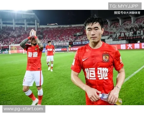 中超赛场莱比锡大胜AC米兰帽子戏法点燃全场激情与转会传闻